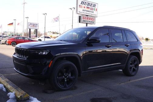 2023 Jeep Grand Cherokee Altitude