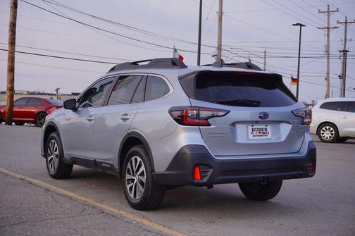2021 Subaru Outback Base (CVT)