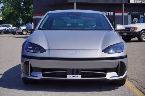 2023 Hyundai IONIQ 6 SEL