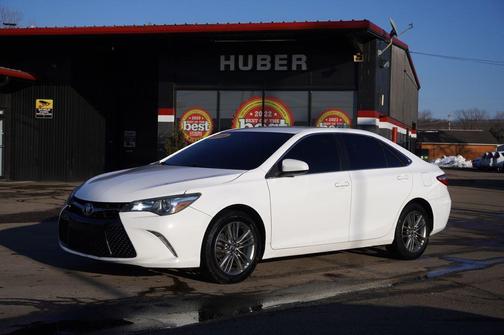 2016 Toyota Camry SE