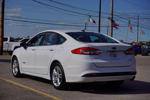 2018 Ford Fusion Hybrid SE