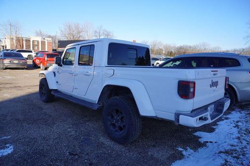 2023 Jeep Gladiator Overland