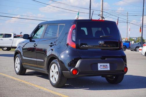 2016 Kia Soul Base