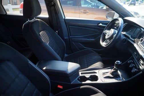 2019 Volkswagen Jetta GLI 2.0T S