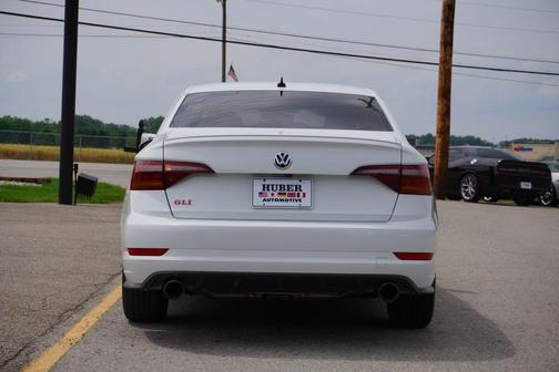 2019 Volkswagen Jetta GLI 2.0T S