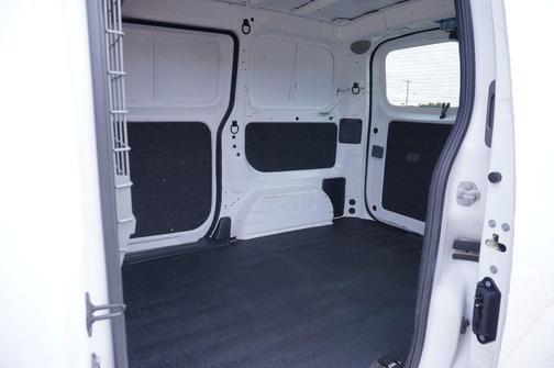 2020 Nissan NV200 SV