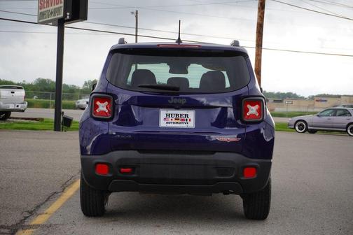 2016 Jeep Renegade Trailhawk
