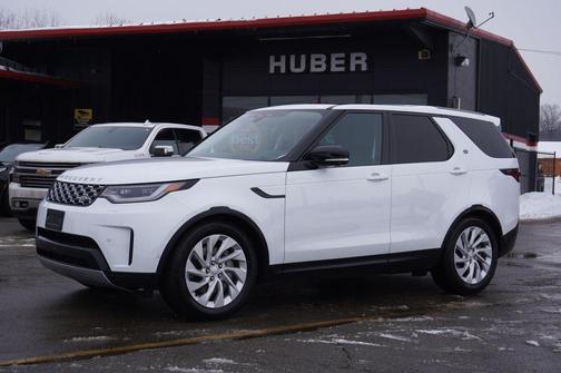 2024 Land Rover Discovery P300 S
