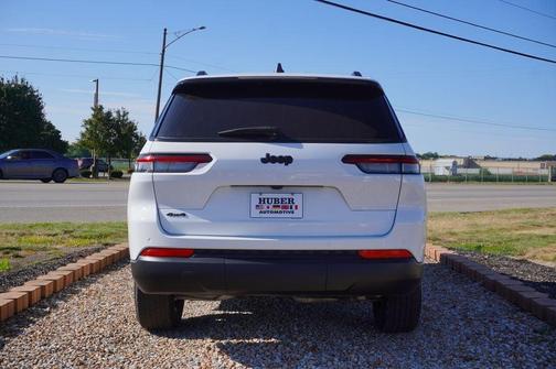 2024 Jeep Grand Cherokee L Laredo