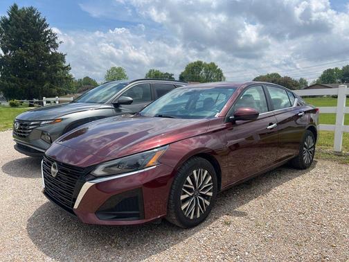 2023 Nissan Altima 2.5 SV