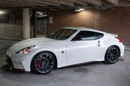 2017 Nissan 370Z NISMO Tech