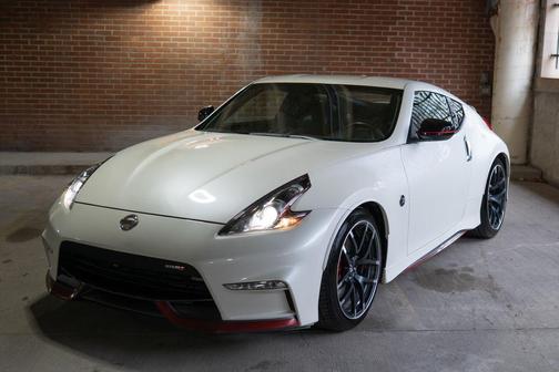 2017 Nissan 370Z NISMO Tech