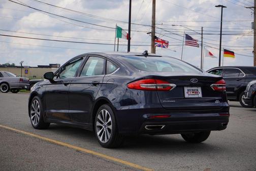 2020 Ford Fusion SE