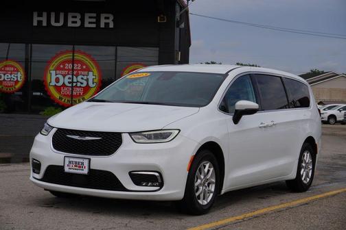 2023 Chrysler Pacifica Touring-L