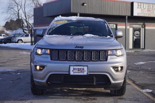 2017 Jeep Grand Cherokee Altitude