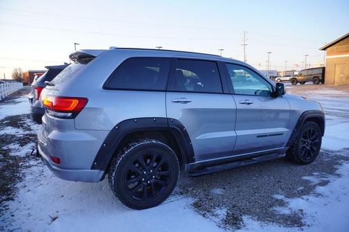 2017 Jeep Grand Cherokee Altitude