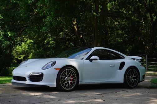 2016 Porsche 911 Turbo