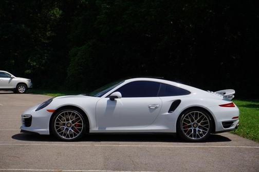2016 Porsche 911 Turbo