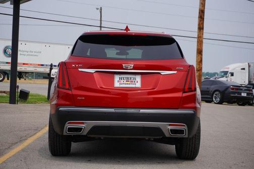 2021 Cadillac XT5 Premium Luxury