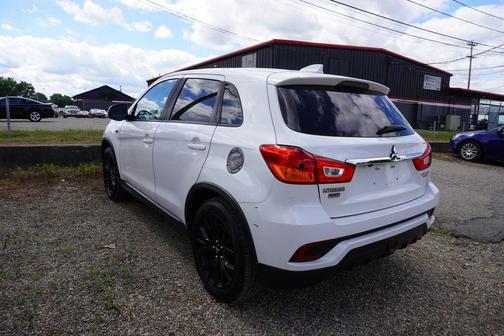 2018 Mitsubishi Outlander Sport 2.0 LE