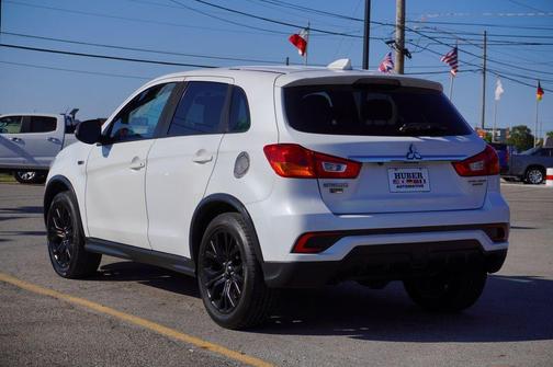 2018 Mitsubishi Outlander Sport 2.0 LE