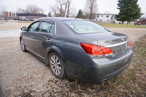2011 Toyota Avalon 