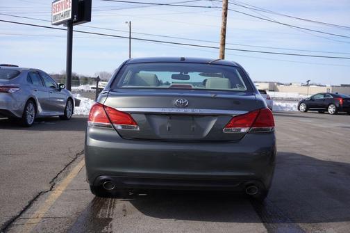 2011 Toyota Avalon 