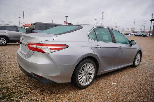 2019 Toyota Camry XLE