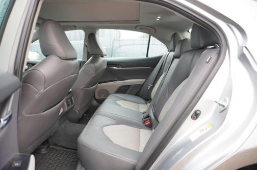 2019 Toyota Camry XLE