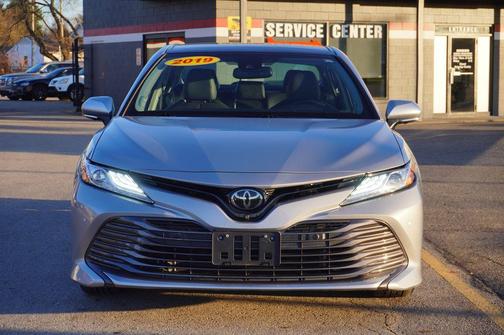 2019 Toyota Camry XLE