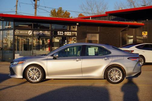 2019 Toyota Camry XLE