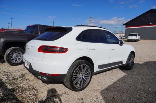 2015 Porsche Macan S