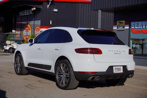 2015 Porsche Macan S