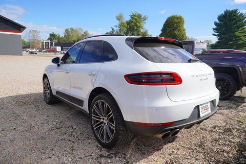 2015 Porsche Macan S