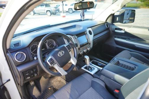 2016 Toyota Tundra SR5