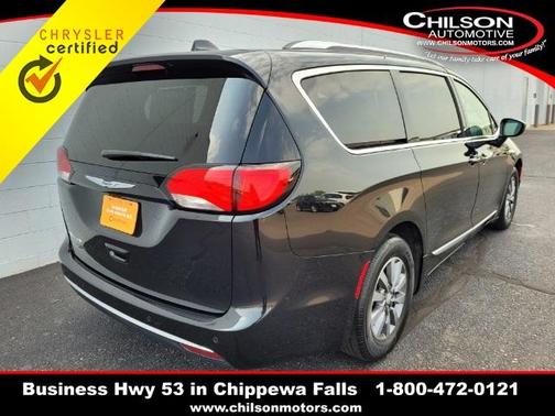 Photo 5 of 30 of 2019 Chrysler Pacifica Touring-L Plus