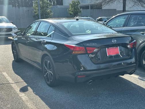 2024 Nissan Altima SR FWD