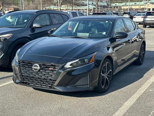 2024 Nissan Altima SR FWD