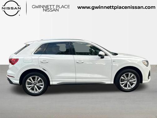 2024 Audi Q3 Premium 45 TFSI S line quattro Tiptronic