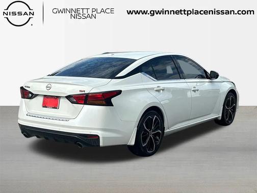 2023 Nissan Altima SR FWD