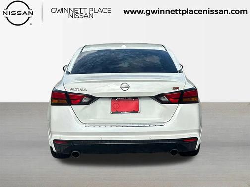 2023 Nissan Altima SR FWD