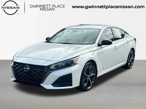 2023 Nissan Altima SR FWD