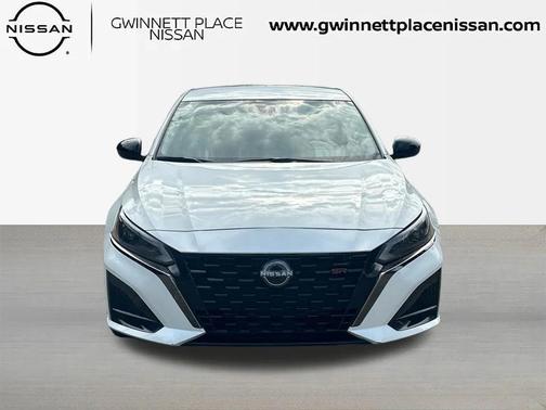 2023 Nissan Altima SR FWD
