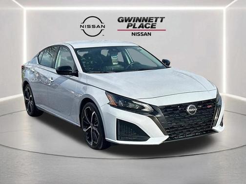 2024 Nissan Altima SR FWD