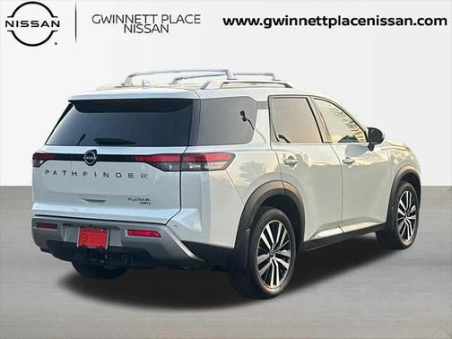 2024 Nissan Pathfinder Platinum 4WD