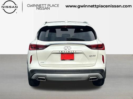 2022 INFINITI QX50 LUXE AWD