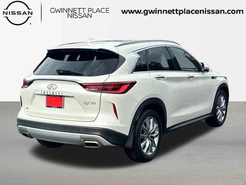 2022 INFINITI QX50 LUXE AWD