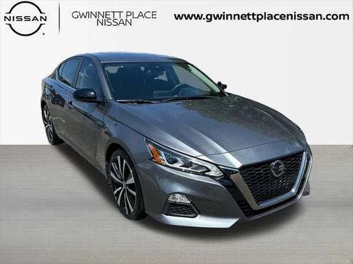 2021 Nissan Altima SR FWD