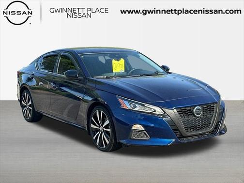 2022 Nissan Altima SR FWD
