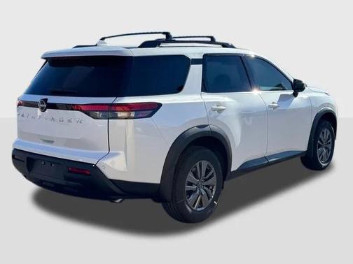 2025 Nissan Pathfinder SV FWD